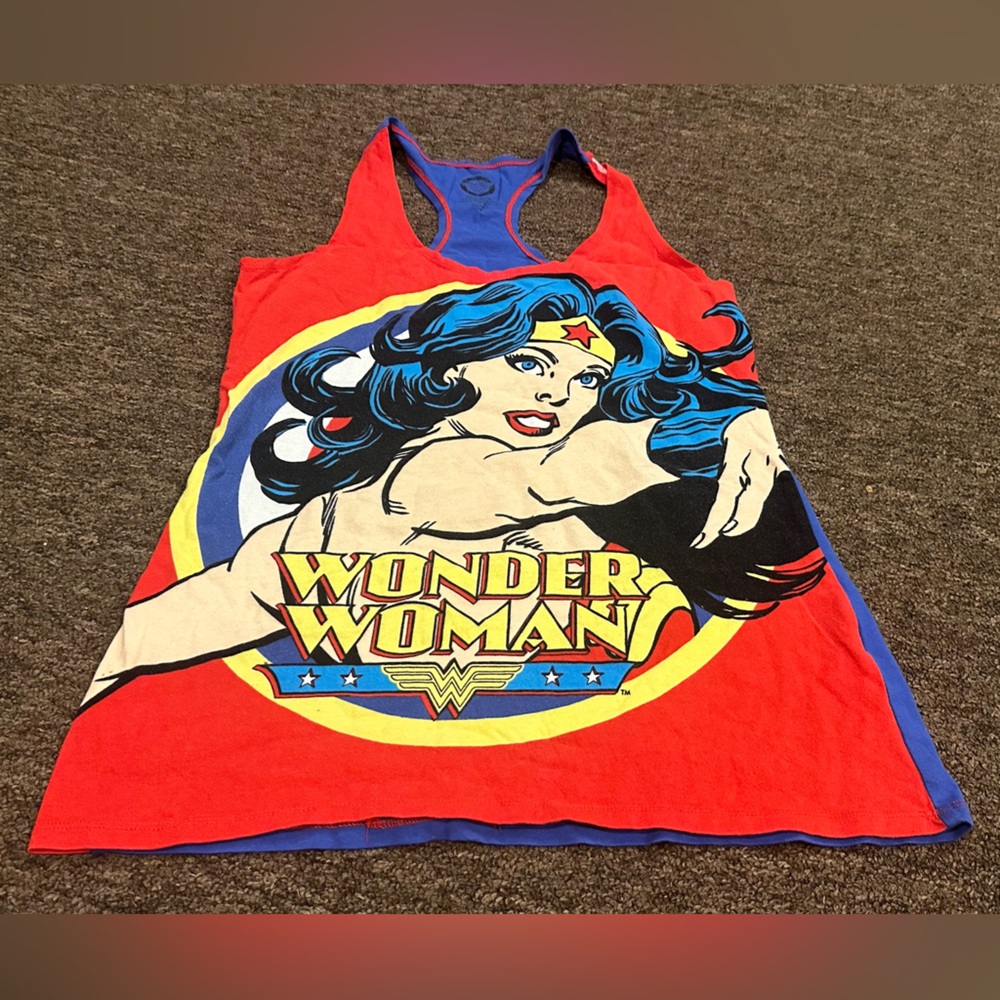 EUC! WWF Wonder Woman RARE Graphic Tank Top Red Blue Sz M Shirt